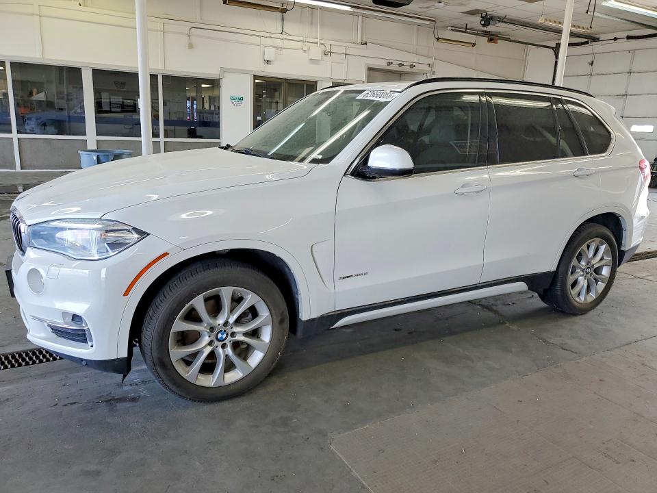 2015 BMW X5 VIN 5UXKS4C56F0N07784 COPART salvage auction — MECHANICAL, Wa - Vehicle Cert Of Ownership-Titl, sold $2,700 on 2026-07-31 (photo 1)