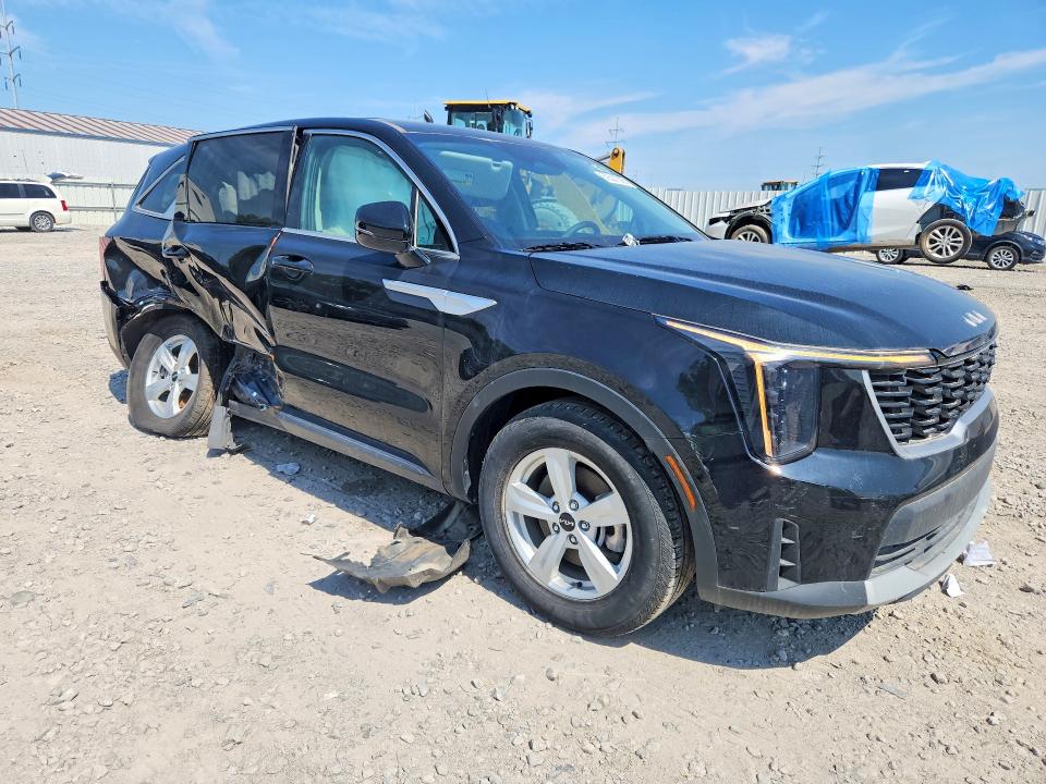2025 Kia Sorento VIN 5XYRG4JC4SG389841 COPART salvage auction — SIDE, Oh - Certificate Of Title, sold $9,000 on 2026-07-31 (photo 4)