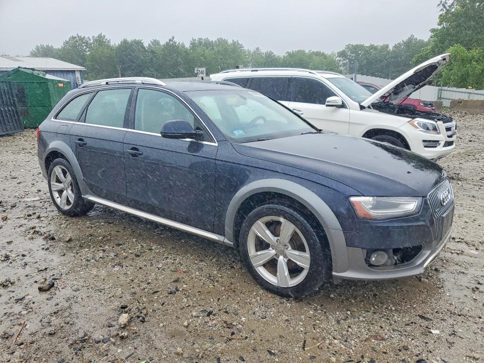 2014 Audi A4 allroad VIN WA1UFAFL9EA091868 COPART salvage auction — MECHANICAL, MA - CERTIFICATE OF TITLE, sold $525 on 2026-07-29 (photo 4)