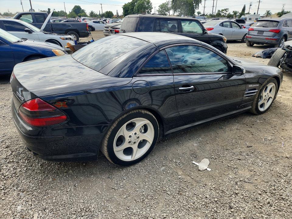 2004 Mercedes-benz Sl-class VIN WDBSK74F14F078959 COPART salvage auction — MINOR DENT/SCRATCHES, Fl - Dis/Dlr/Exp Only Clean Title (P), sold $5,600 on 2026-07-27 (photo 3)
