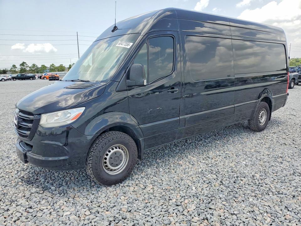 2019 Mercedes-benz Sprinter VIN WD4PF1CD1KP148918 COPART salvage auction — SIDE, Fl - Certificate Of Title (P), sold $2,350 on 2026-07-22 (photo 1)