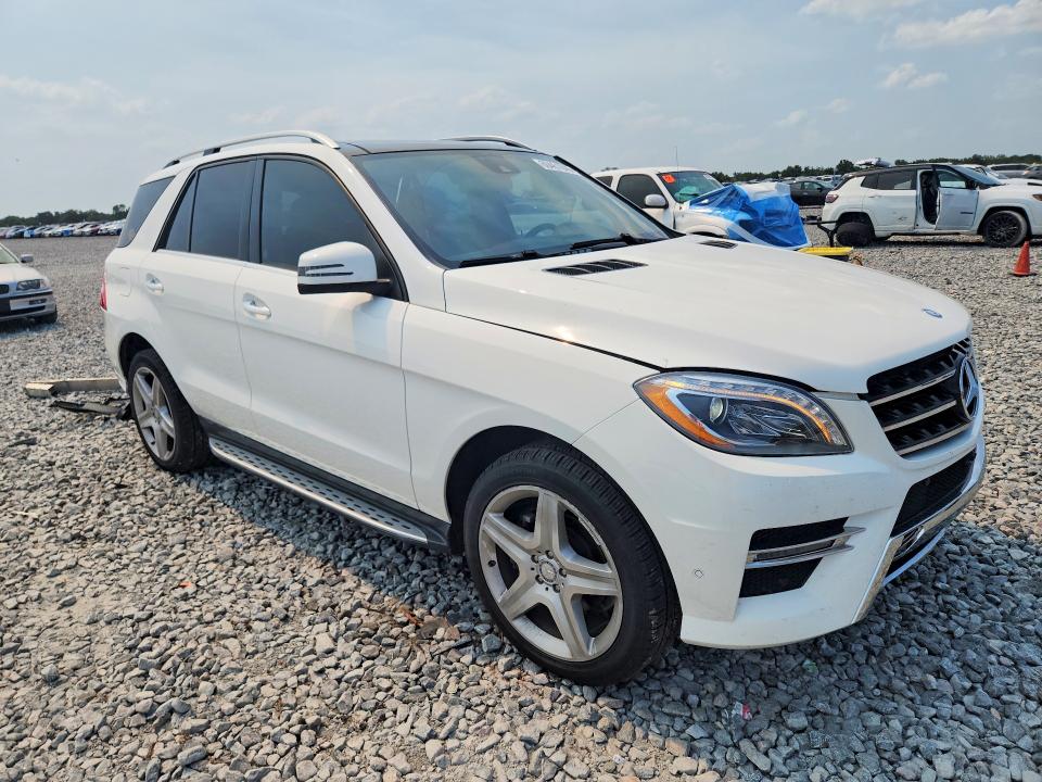 2014 Mercedes-benz VIN 4JGDA5JB1EA334689 COPART salvage auction — SIDE, Fl - Cert Of Title Slvg Rebuildable, sold $15 on 2026-07-31 (photo 4)