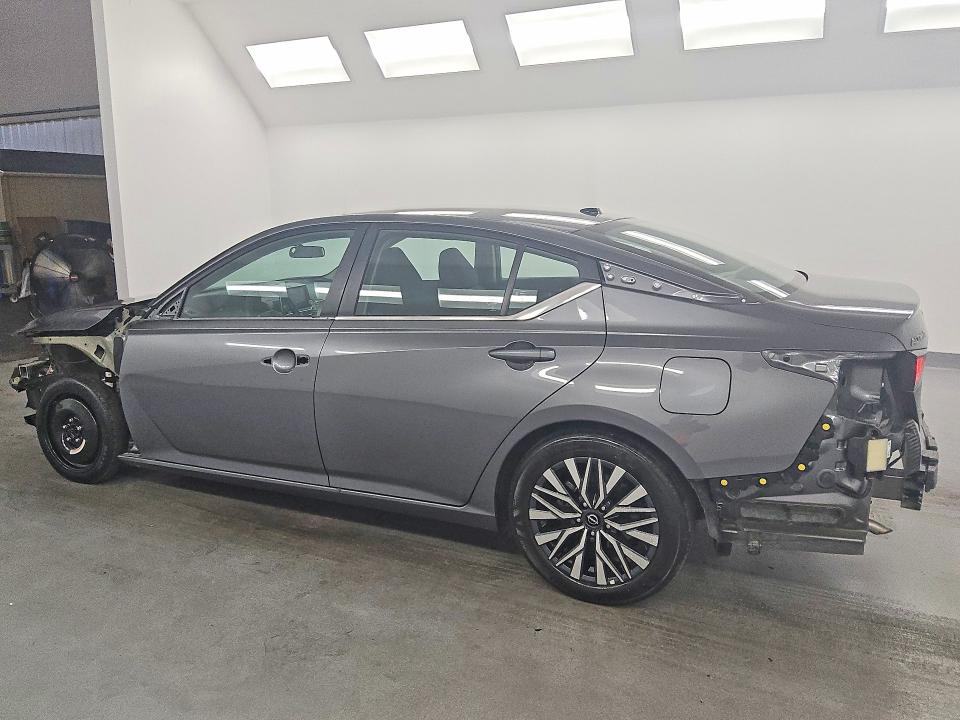 2026 Nissan Altima VIN 1N4BL4DV9TN308357 COPART salvage auction — FRONT END, CA - CERTIFICATE OF TITLE, sold $12,900 on 2026-07-27 (photo 2)