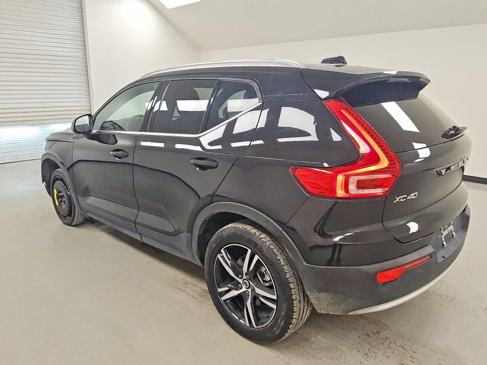 2025 Volvo Xc40 VIN YV4L12UJ3S2474604 COPART salvage auction — FRONT END, FL - CERTIFICATE OF TITLE, sold $11,400 on 2026-07-27 (photo 2)