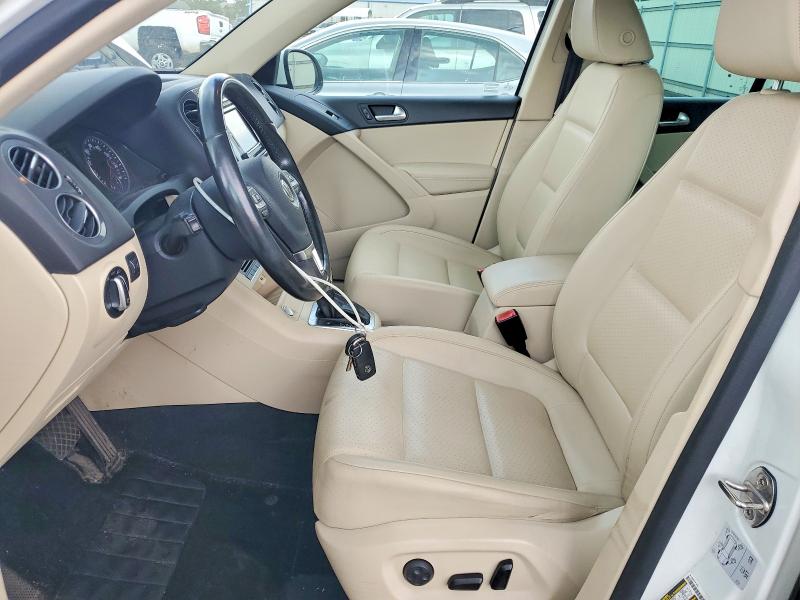 2017 Volkswagen Tiguan VIN WVGSV7AX2HK008899 COPART salvage auction — MECHANICAL, Pa - Cert Of Title (P), sold $2,050 on 2026-08-07 (photo 7)