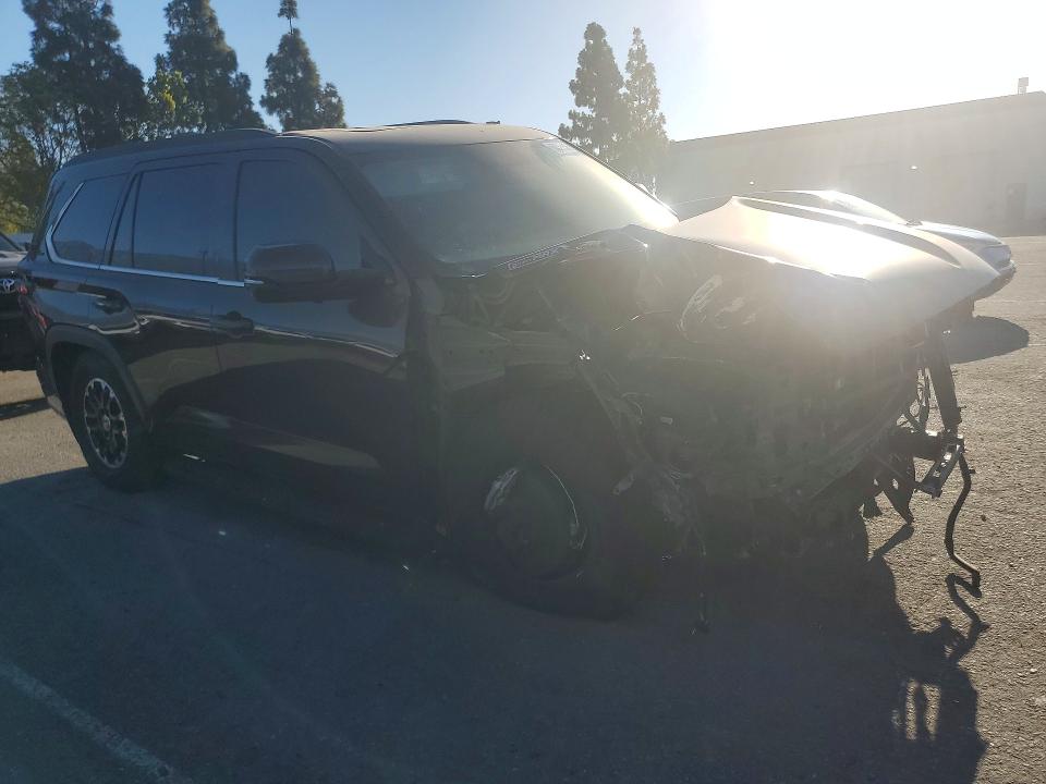 2023 Toyota Sequoia VIN 7SVAAABAXPX006652 COPART salvage auction — FRONT END, Ca - Dis/Dlr/Exp Only Clean Title, sold $20,900 on 2026-07-14 (photo 4)