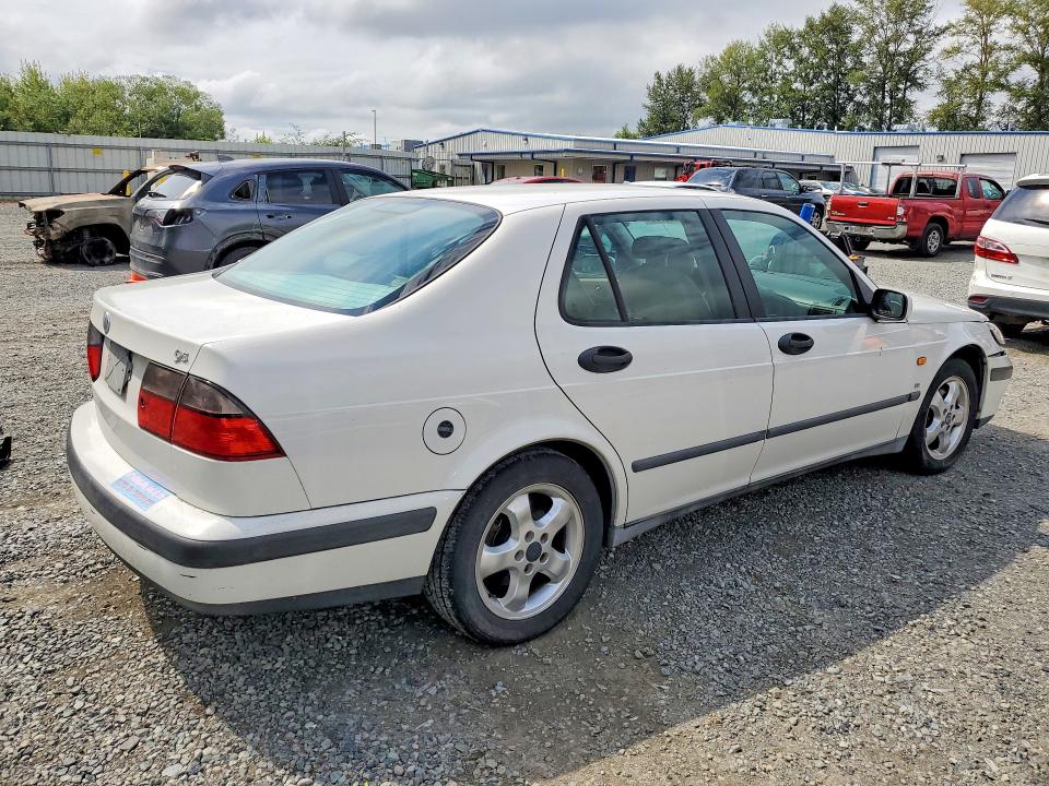 2000 Saab 9-5 VIN YS3EF48Z9Y3006686 COPART salvage auction — FRONT END, WA - BILL OF SALE, sold $250 on 2026-08-10 (photo 3)