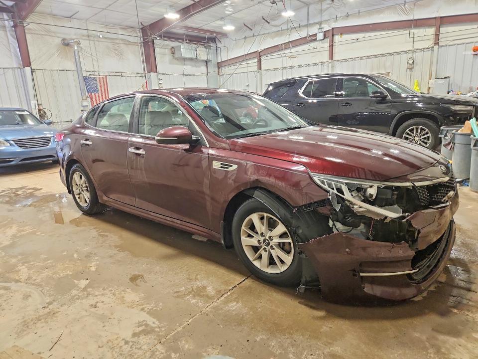 2017 Kia VIN 5XXGT4L30HG151790 COPART salvage auction — FRONT END, Salvage Title, sold $1,050 on 2026-07-27 (photo 4)