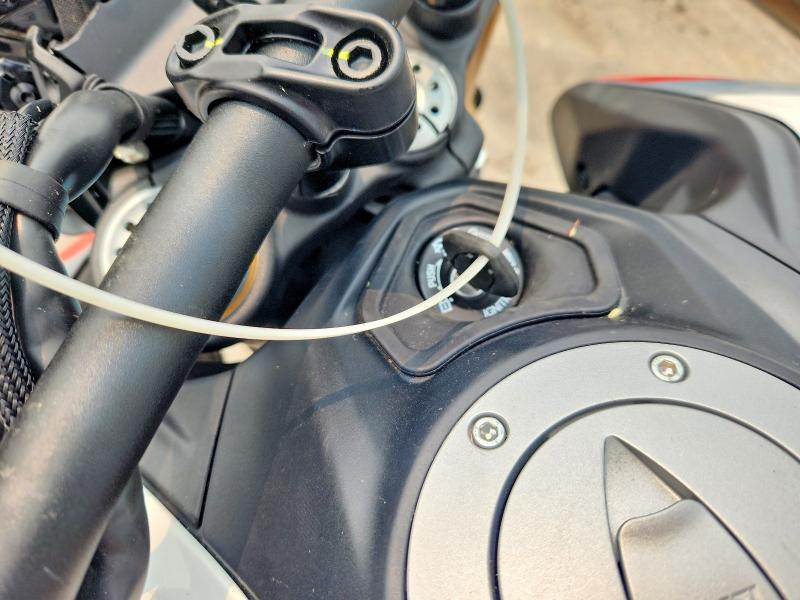 2026 Ducati Hypermotard VIN ZDMBAU8T8TB000997 COPART salvage auction — ROLLOVER, Salvage Title, sold $3,450 on 2026-07-30 (photo 8)