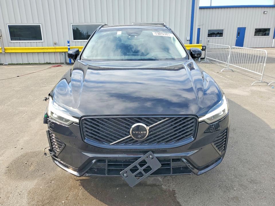 2026 Volvo Xc60 VIN YV4M12RM8T1464956 COPART salvage auction — FRONT END, Mn - Certificate Of Title, sold $4,300 on 2026-07-27 (photo 5)