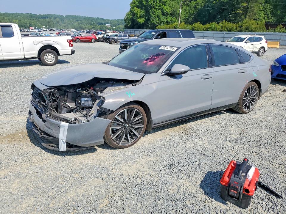 2025 Honda Accord VIN 1HGCY2F80SA017880 — COPART salvage auction photo