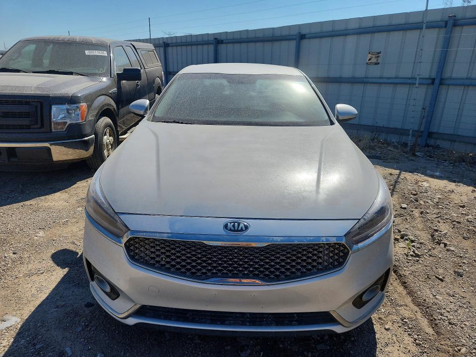 2017 Kia Cadenza VIN KNALB4J14H5086995 COPART salvage auction — MINOR DENT/SCRATCHES, Il - Certificate Of Title, sold $300 on 2026-07-21 (photo 5)