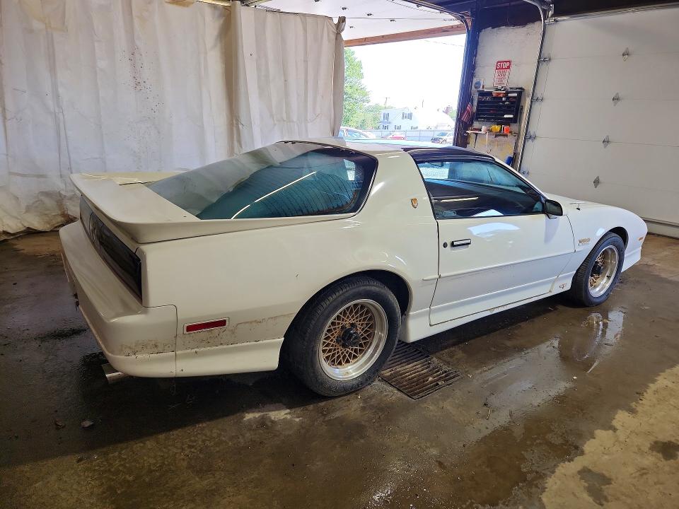 1989 Pontiac Firebird VIN 1G5FW2176KL243126 COPART salvage auction — WATER/FLOOD, Pa - Cert Of Salvage-W=Flood Veh, sold $25,500 on 2026-08-06 (photo 3)