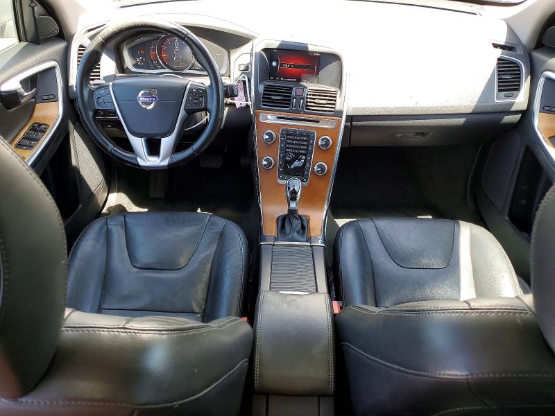2017 Volvo Xc60 VIN YV440MDU0H2215994 COPART salvage auction — FRONT END, Ca - Salvage Certificate, sold $1,700 on 2026-08-10 (photo 8)