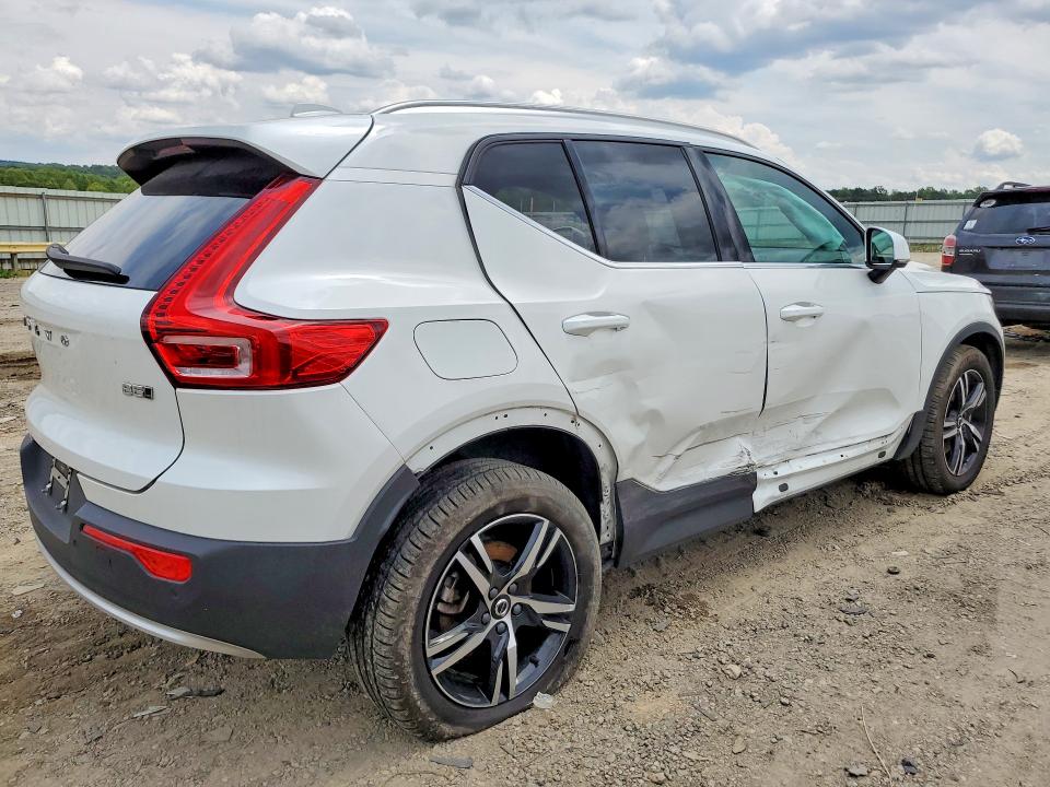 2025 Volvo Xc40 VIN YV4L12UJ7S2543813 COPART salvage auction — SIDE, MD - CERTIFICATE OF TITLE, sold $9,300 on 2026-08-13 (photo 3)