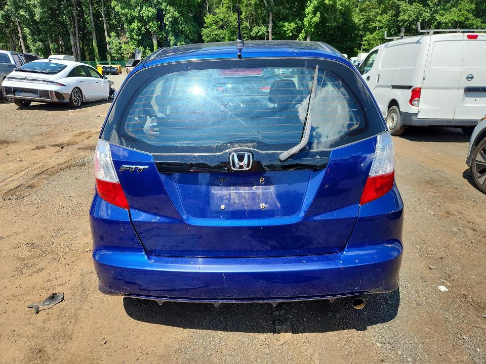 2012 Honda Fit VIN JHMGE8H38CC019975 COPART salvage auction — SIDE, MA - CERT OF TITLE-SALVAGE, sold $650 on 2026-07-23 (photo 6)