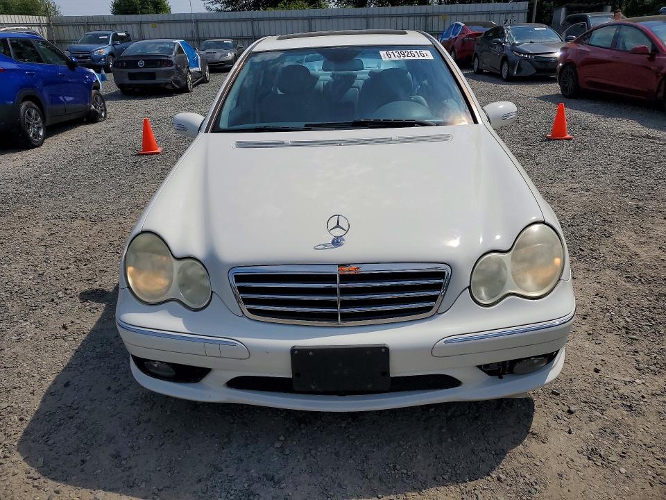 2007 Mercedes-benz C-klasse VIN WDBRF52H97F911682 COPART salvage auction — MINOR DENT/SCRATCHES, WA - VEHICLE CERT OF OWNERSHIP-TITL, sold $500 on 2026-07-20 (photo 5)