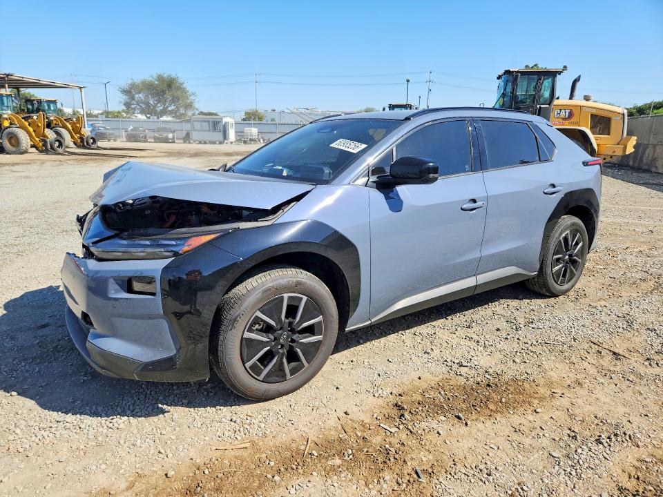 2026 Subaru Solterra VIN JTMBEAGCXTJ000702 — COPART salvage auction photo