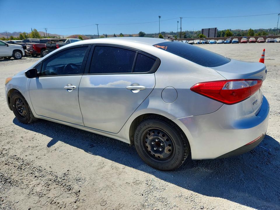 2014 Kia Forte VIN KNAFK4A64E5120020 COPART salvage auction — MECHANICAL, Ca - Dis/Dlr/Exp Only Clean Title, sold $225 on 2026-07-22 (photo 2)