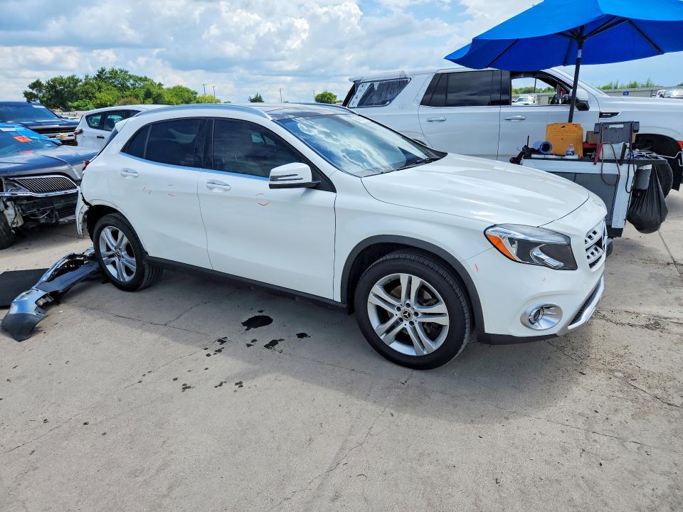 2020 Mercedes-benz Gla-klasse VIN WDCTG4GB9LU022237 COPART salvage auction — REAR END, Tx - Salvage Vehicle Title, sold $8,000 on 2026-08-13 (photo 4)