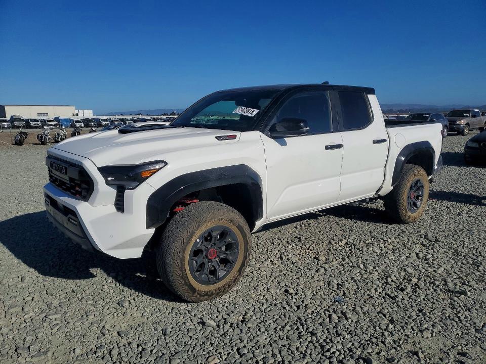 2024 Toyota Tacoma VIN 3TYLC5LN5RT008747 — COPART salvage auction photo