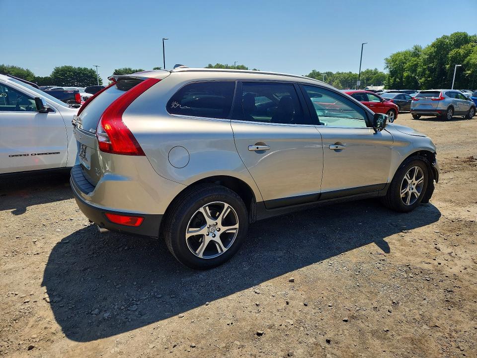 2013 Volvo Xc60 VIN YV4902DZ3D2407359 COPART salvage auction — FRONT END, Ct - Cert Of Title-Salvage, sold $1,750 on 2026-08-06 (photo 3)