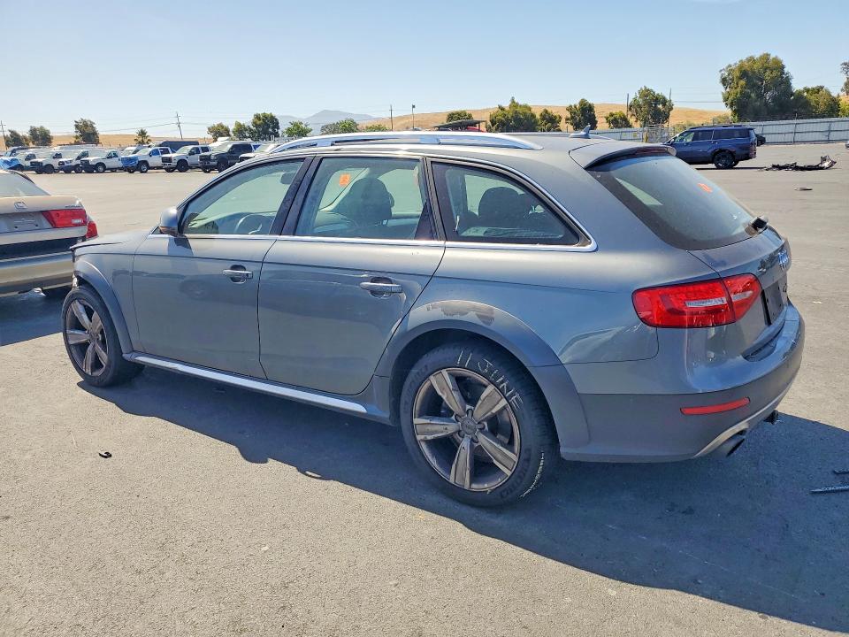 2013 Audi A4 allroad VIN WA1UFAFL5DA062821 COPART salvage auction — VANDALISM, CA - SALVAGE CERTIFICATE, sold $175 on 2026-07-15 (photo 2)