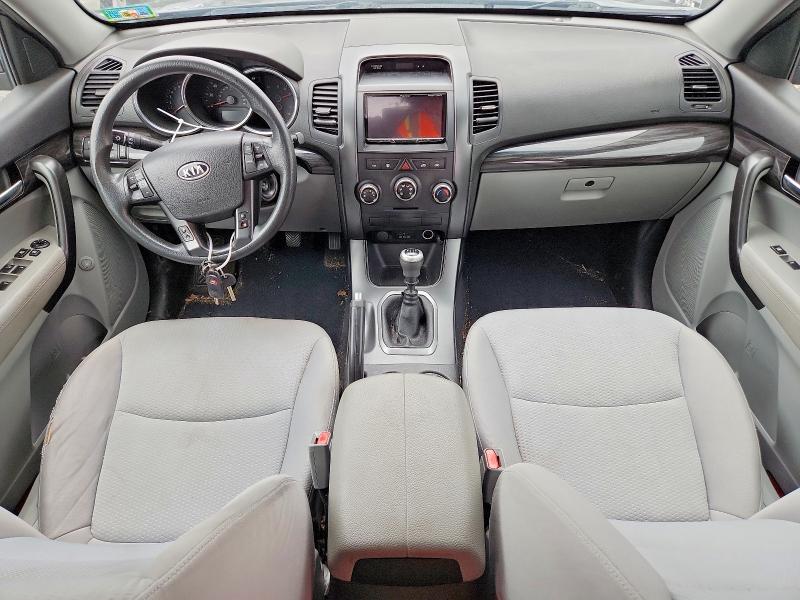 2011 Kia Sorento VIN 5XYKT3A17BG005931 COPART salvage auction — FRONT END, Nj - Certificate Of Title, sold $525 on 2026-07-10 (photo 8)