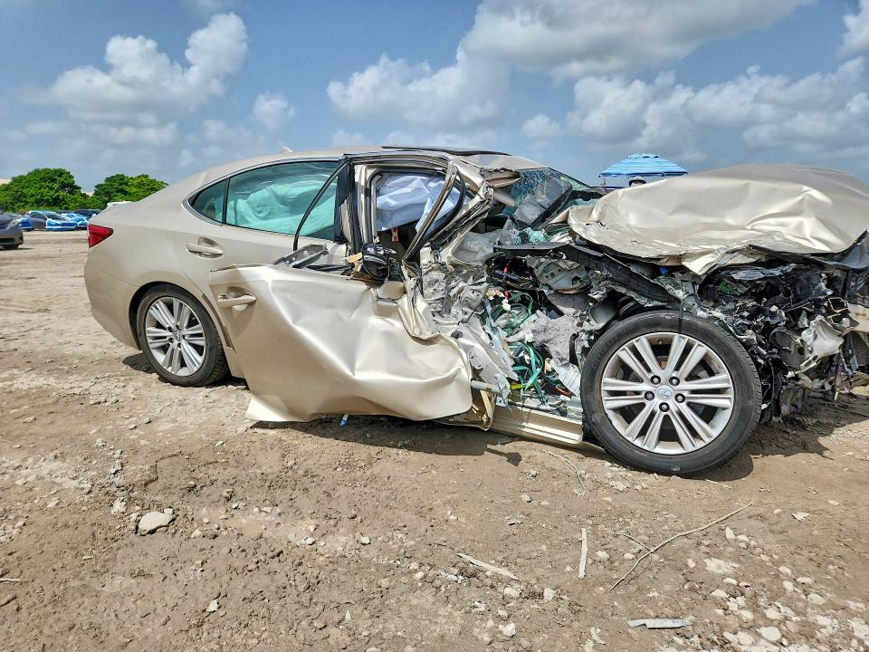 2013 Lexus ES VIN JTHBK1GG7D2006169 COPART salvage auction — FRONT END, Salvage Title, sold $650 on 2026-07-28 (photo 4)
