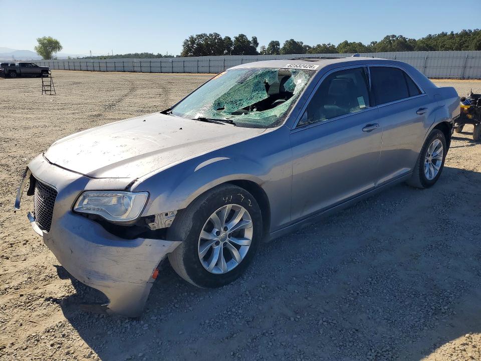 2016 Chrysler 300 VIN 2C3CCAAG8GH211818 COPART salvage auction — ROLLOVER, Ca - Salvage Certificate, sold $450 on 2026-08-28 (photo 1)