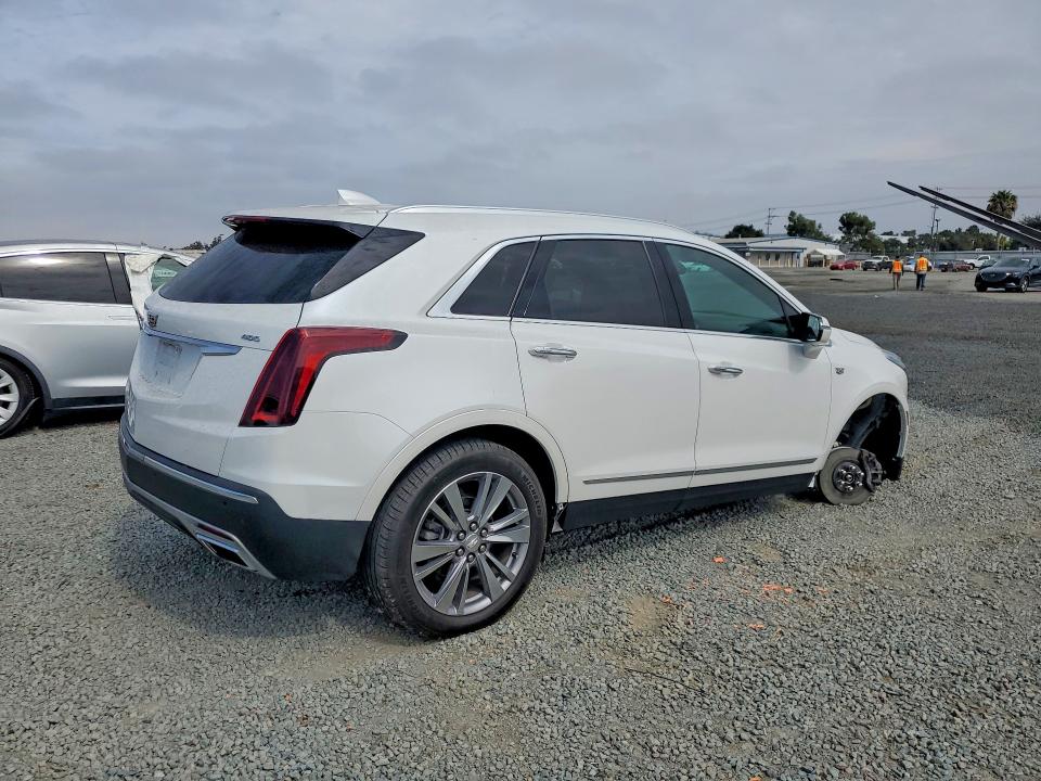 2024 Cadillac Xt5 VIN 1GYKNCRSXRZ720781 COPART salvage auction — FRONT END, Ca - Salvage Certificate, sold $9,100 on 2026-07-21 (photo 3)