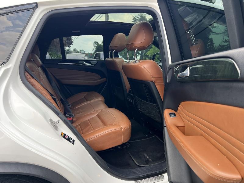 2019 Mercedes-benz Gle VIN 4JGED6EB3KA141502 COPART salvage auction — MINOR DENT/SCRATCHES, Tx - Certificate Of Title (P), sold $25,500 on 2026-08-19 (photo 6)