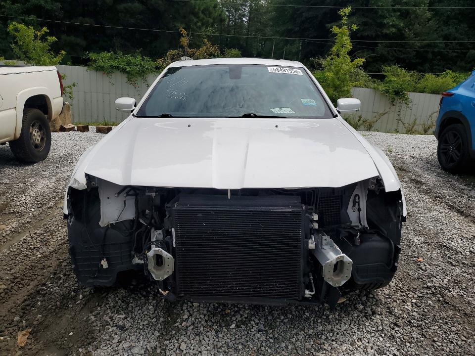 2022 Chrysler 300 VIN 2C3CCABG1NH190774 COPART salvage auction — FRONT END, Salvage Title, sold $7,900 on 2026-08-17 (photo 5)