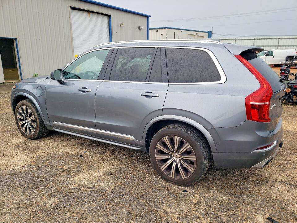 2017 Volvo Xc90 VIN YV4BC0PL8H1115142 COPART salvage auction — WATER/FLOOD, Va - Cert Of Title-Flood, sold $6,900 on 2026-08-21 (photo 2)