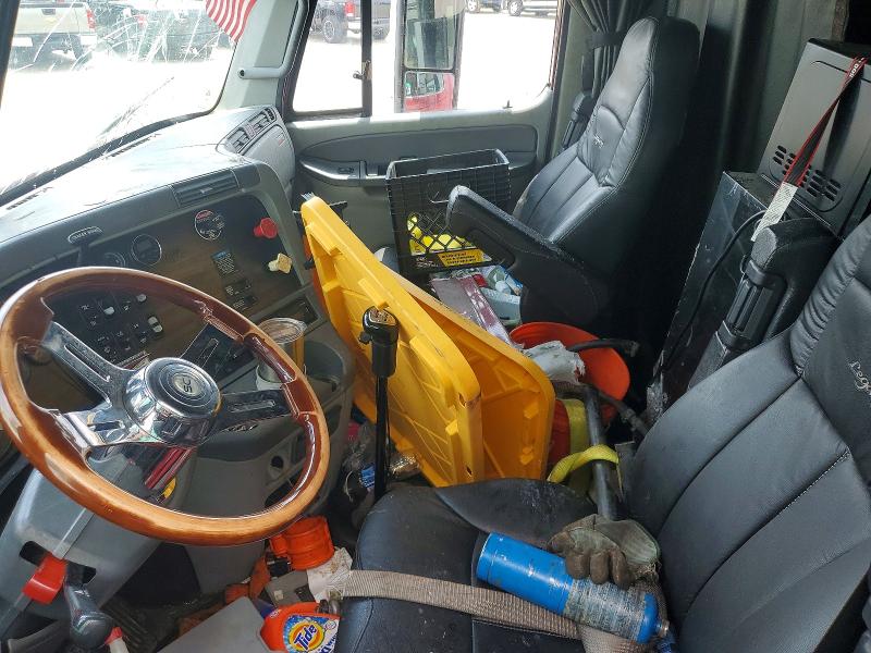 2012 Freightliner Columbia VIN 1FVXA7CG4CDBH1511 COPART salvage auction — FRONT END, OH - CERT OF TITLE-SALVAGE, sold $9,000 on 2026-07-16 (photo 5)