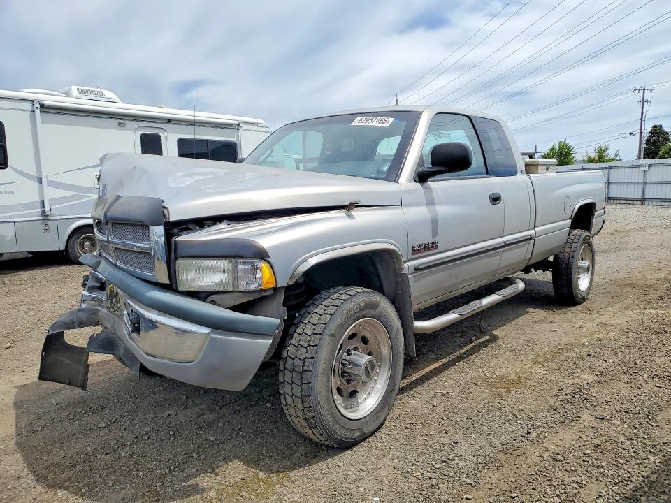 2000 Dodge Ram VIN 3B7KF2369YG140400 COPART salvage auction — FRONT END, Or - Salvage Title Certificate, sold $3,300 on 2026-09-15 (photo 1)
