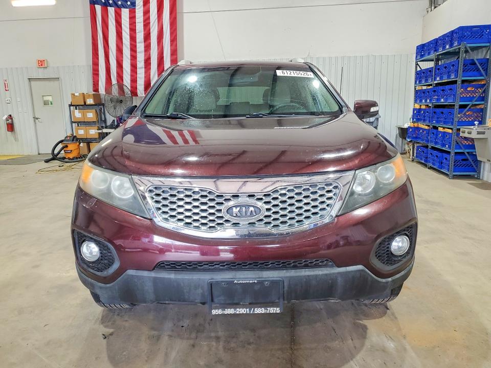 2012 Kia Sorento VIN 5XYKT3A62CG294634 COPART salvage auction — MINOR DENT/SCRATCHES, TX - CERTIFICATE OF TITLE, sold $1,000 on 2026-07-20 (photo 5)