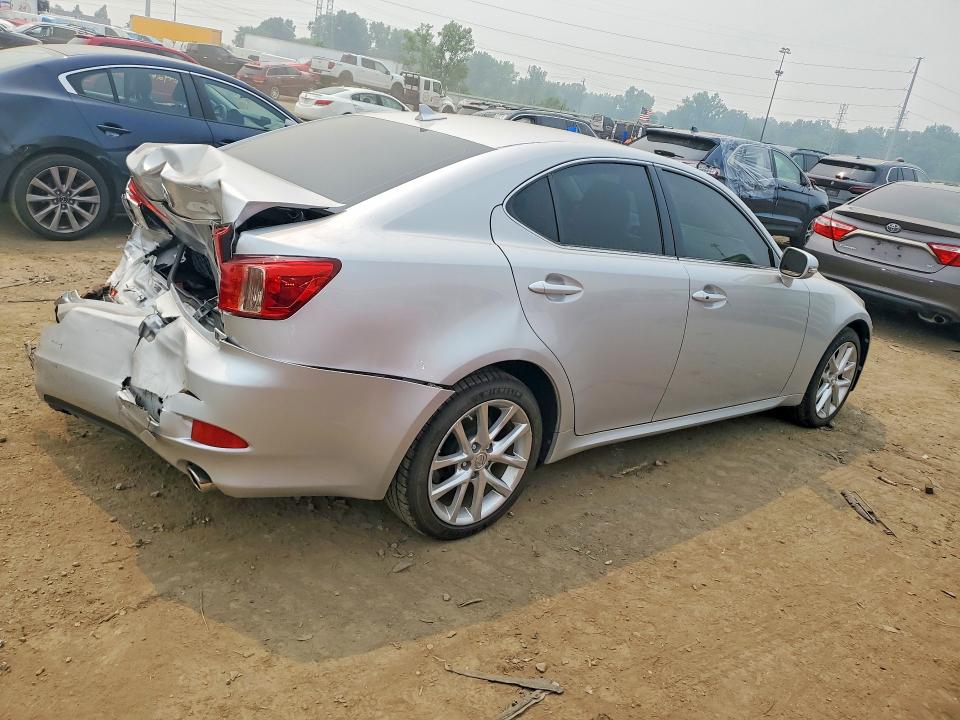 2011 Lexus Is 350 VIN JTHCE5C20B5001694 COPART salvage auction — REAR END, MI - CERTIFICATE OF TITLE, sold $2,300 on 2026-07-24 (photo 3)