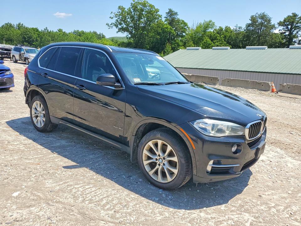 2015 BMW X5 VIN 5UXKR0C54F0P02951 COPART salvage auction — REAR END, Ma - Cert Of Title-Reconstrctd Coll, sold $450 on 2026-07-22 (photo 4)