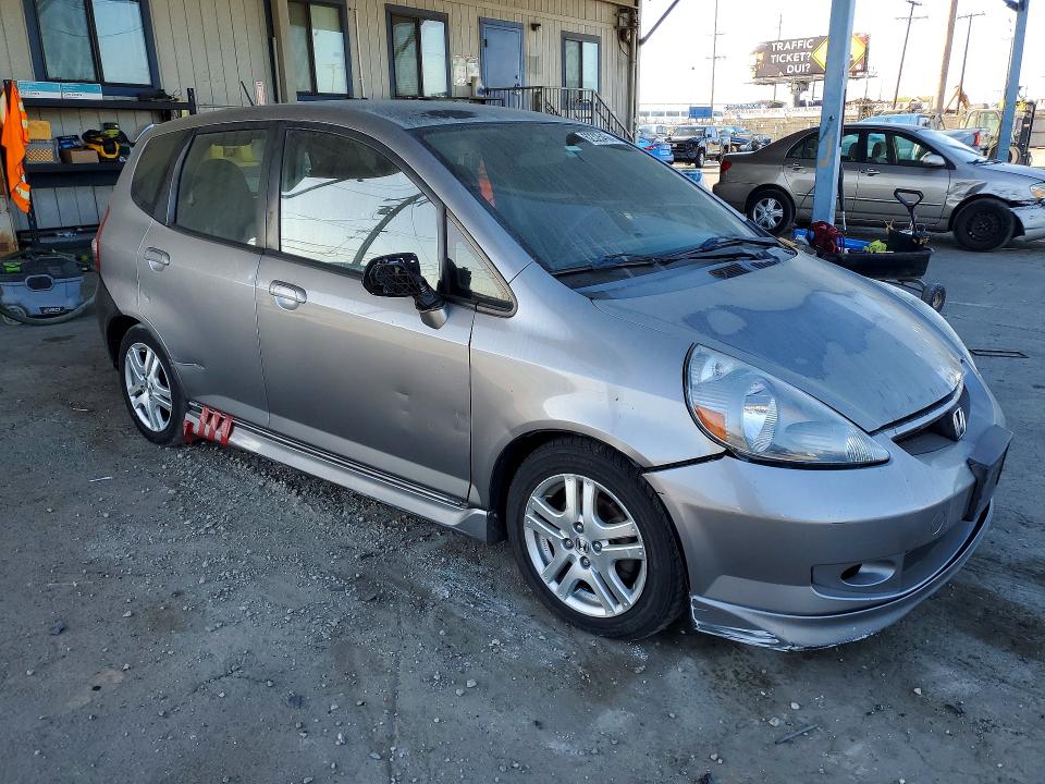 2007 Honda Fit VIN JHMGD37607S009972 COPART salvage auction — FRONT END, CA - SALVAGE CERTIFICATE, sold $575 on 2026-07-30 (photo 4)
