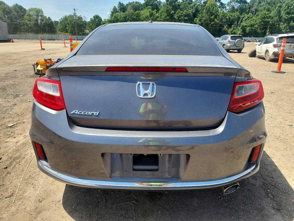 2015 Honda Accord VIN 1HGCT1B86FA004250 COPART salvage auction — MINOR DENT/SCRATCHES, La - Permit To Sell (P), sold $1,150 on 2026-07-31 (photo 6)