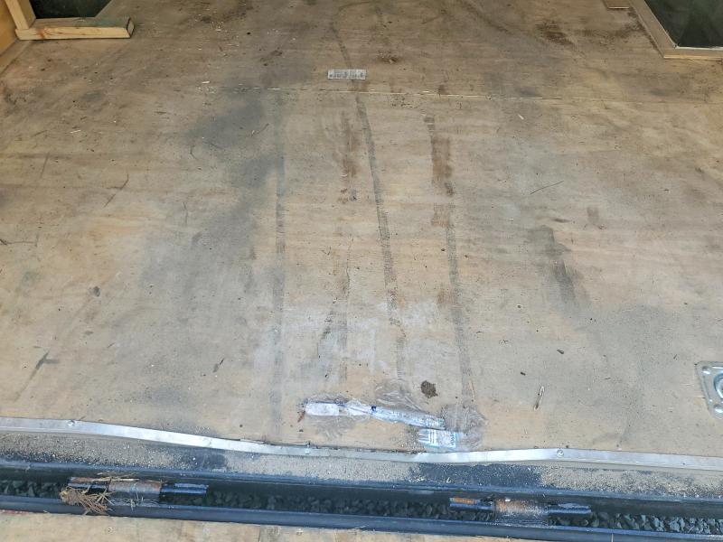 2026 Interstate Trailer VIN 4RAVS2025TG023828 COPART salvage auction — MINOR DENT/SCRATCHES, TN - DEALER ONLY CLEAN TITLE (P), sold $3,850 on 2026-09-24 (photo 6)