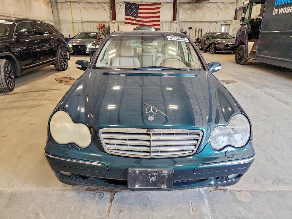 2002 Mercedes-benz C-klasse VIN WDBRF61J42E009059 COPART salvage auction — REAR END, Wi - Certificate Of Title, sold $325 on 2026-08-05 (photo 5)