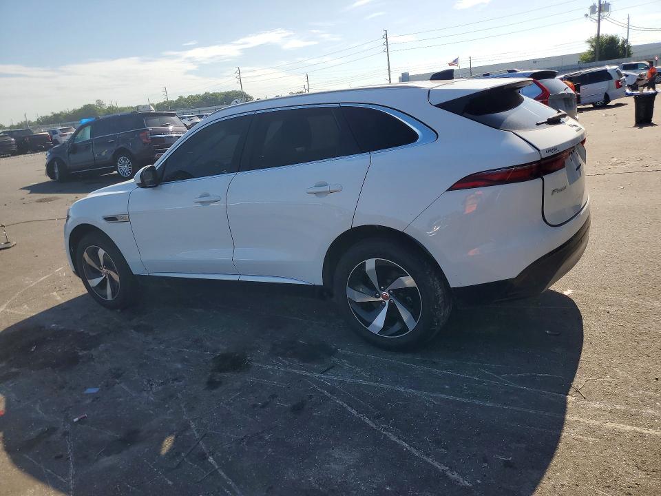 2022 Jaguar F-pace VIN SADCJ2EX7NA692114 COPART salvage auction — MINOR DENT/SCRATCHES, Fl - Certificate Of Title (P), sold $11,200 on 2026-08-03 (photo 2)