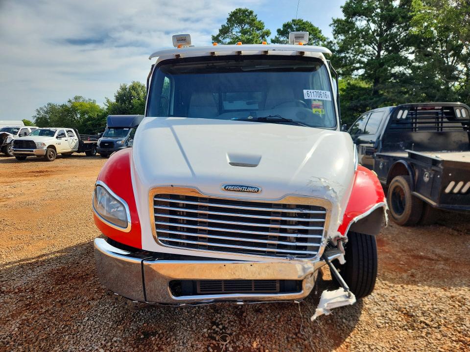 2019 Freightliner M2 106 VIN 1FVACWFC5KHKL9004 COPART salvage auction — FRONT END, AL - CERT OF TITLE-SALVAGE TITLE, sold $17,600 on 2026-08-20 (photo 5)