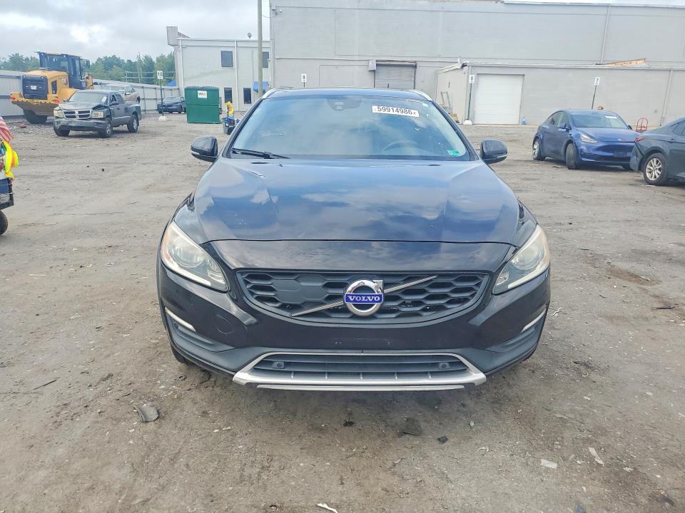 2016 Volvo V60 VIN YV4612HK8G1019258 COPART salvage auction — MINOR DENT/SCRATCHES, Va - Certificate Of Title, sold $5,800 on 2026-07-29 (photo 5)