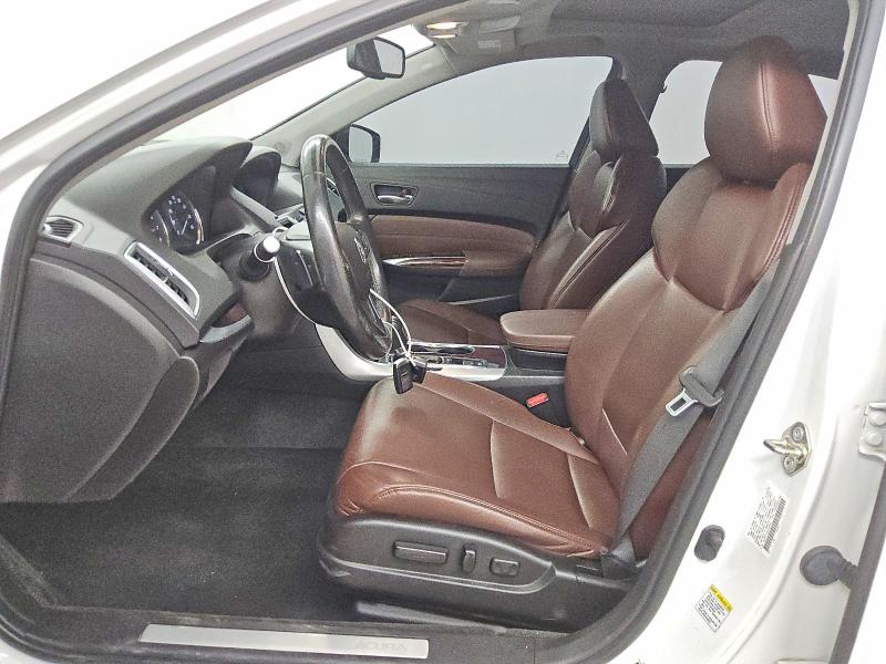 2017 Acura Tlx VIN 19UUB1F36HA009960 COPART salvage auction — MINOR DENT/SCRATCHES, GA - CERTIFICATE OF TITLE, sold $3,500 on 2026-07-30 (photo 7)