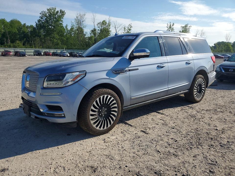 2018 Lincoln Navigator VIN 5LMJJ3TT8JEL01301 — COPART salvage auction photo