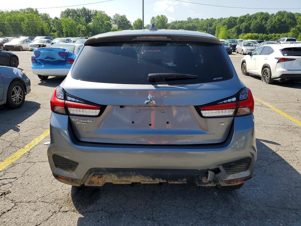2025 Mitsubishi Outlander VIN JA4ARUAU2SU008724 COPART salvage auction — WATER/FLOOD, Fl - Cert Of Title-Slvg Rebld Flood, sold $5,200 on 2026-07-29 (photo 6)