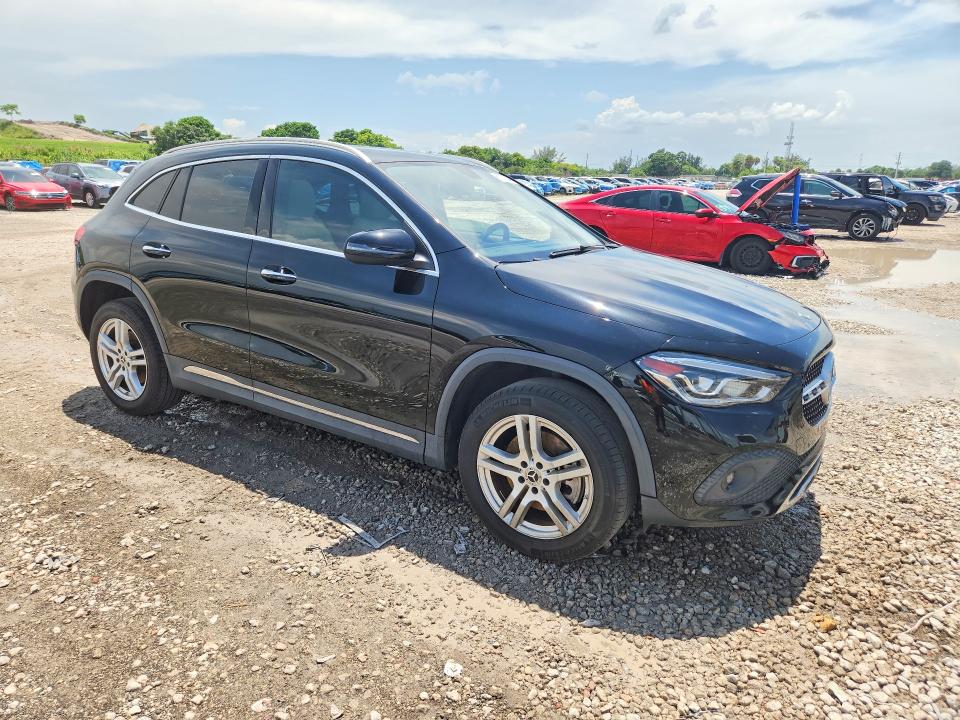 2022 Mercedes-benz Gla-klasse VIN W1N4N4GB0NJ411894 COPART salvage auction — SIDE, Fl - Cert Of Title Slvg Rebuildable, sold $2,100 on 2026-07-30 (photo 4)